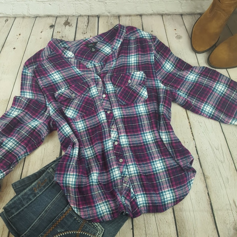 (XL) Intro Collarless Lady Flannel